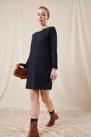 THE ABITO Milano | marine blue shift dress with boat neck and golden buttons | blue fall dress