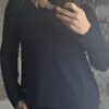 CINZIACALDI | Feiner, relaxer marineblauer Pullover mit Tasche und silbernen Lurex-Details aus einer weichen Merinomischung