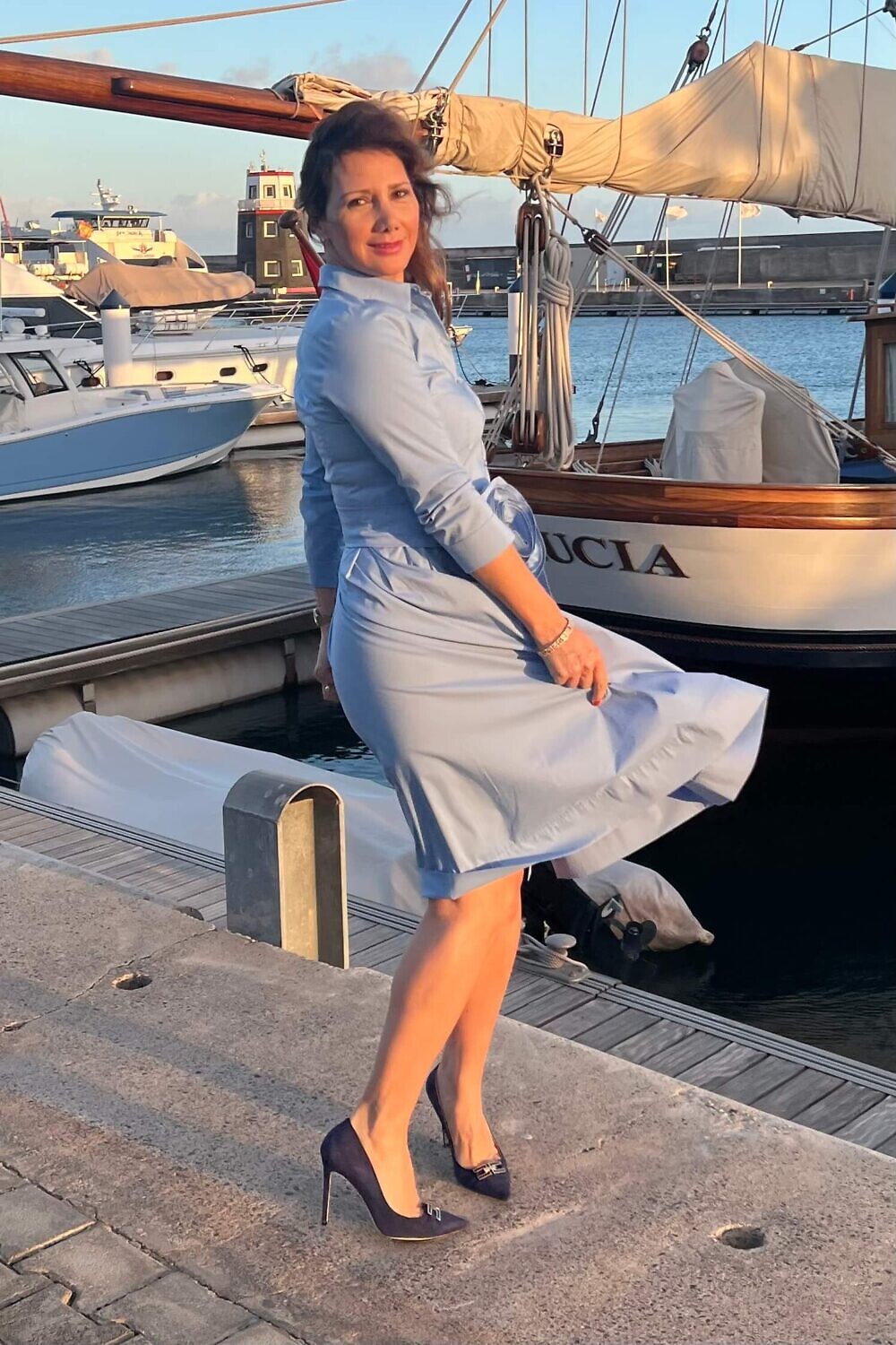 RALUCA MIHALCEANU light blue shirt dress in midi length with tie belt and detachable rose accessory